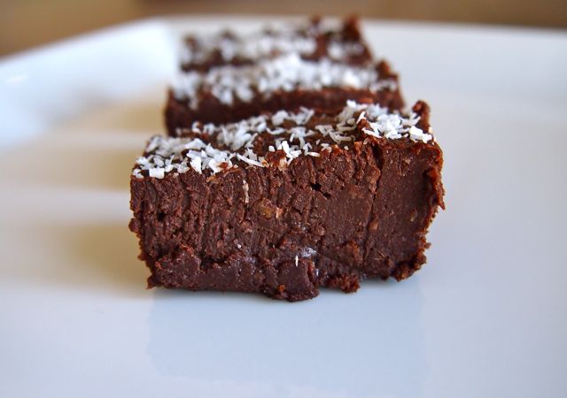 Easy Vegan Fudge